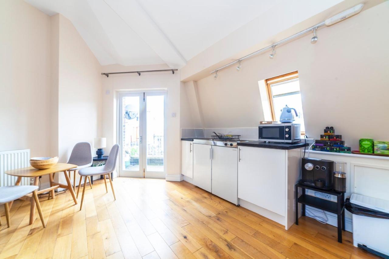 Hub Townhouse Apartment Лондон Екстериор снимка