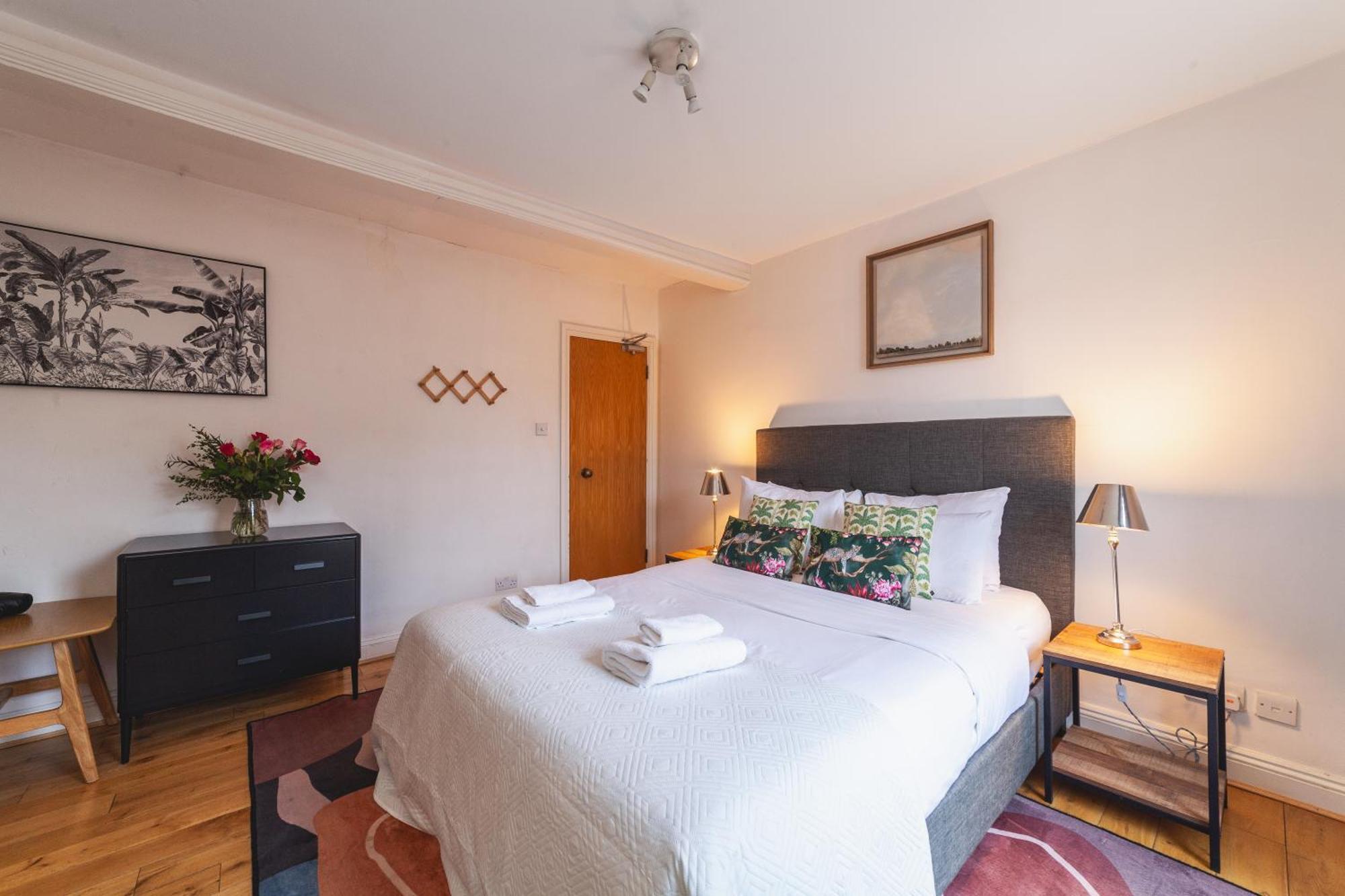 Hub Townhouse Apartment Лондон Екстериор снимка